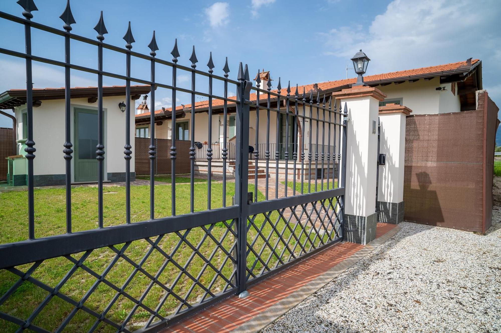 Casa Vacanze Dalla Ci Capezzano Pianore المظهر الخارجي الصورة